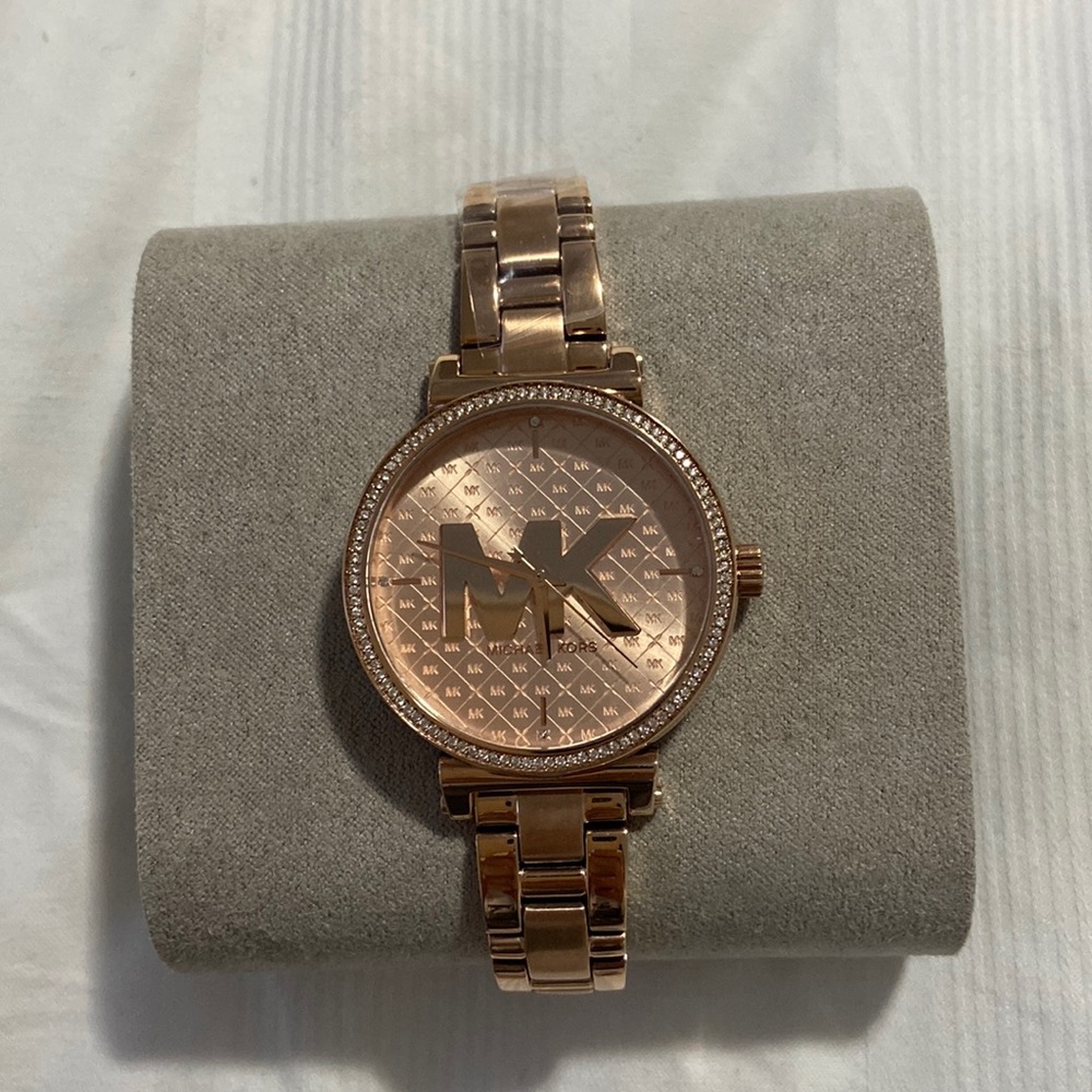 Rose gold MK watch